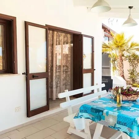 Con Piscina 150mt Dal Mare 8 Posti Oa Βίλα
